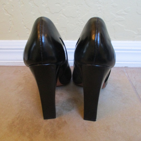 Badgley Mischka Mark And James Black Leather Heels - Picture 6 of 8